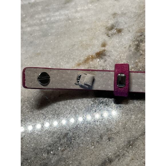 White House Black Market Belt Silver Bow Pink Patent Leather Belt Size XS 111459 - Picture 7 of 7